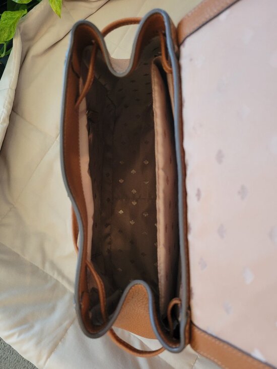 Kate Spade LARGE pebble leather backpack. EUC main image 4